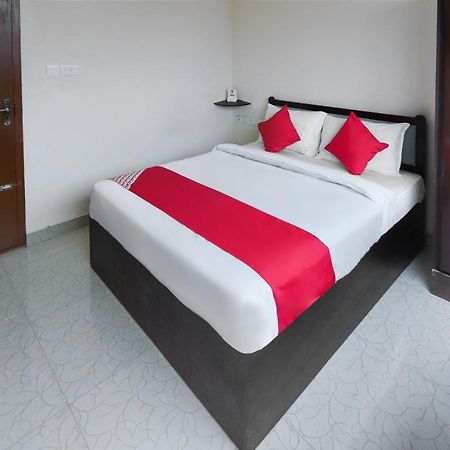 Oyo 49244 Green Castle Residency Hotel Nedumkandam Buitenkant foto